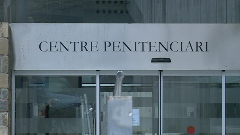 Extradició d'un resident espanyol de 46 anys buscat per la Interp