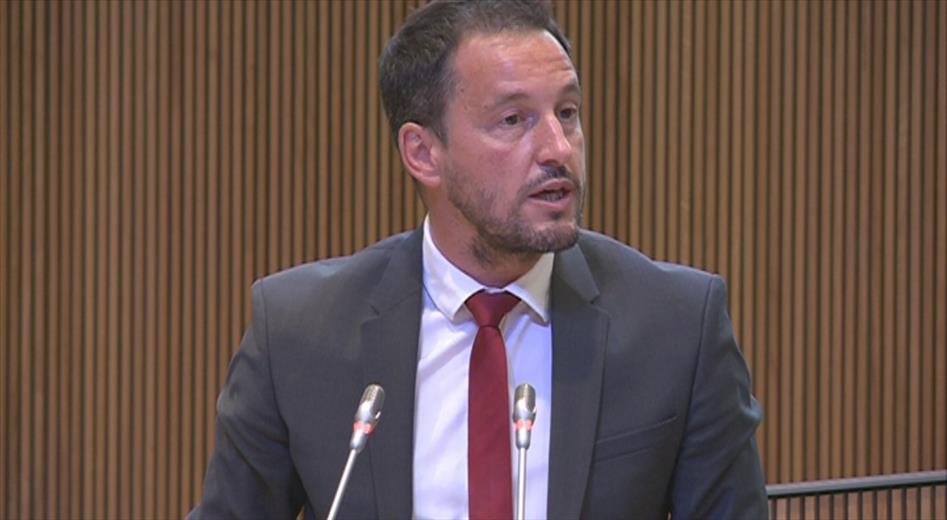 Pere López ha acusat l'AREB de burlar-se d'una man