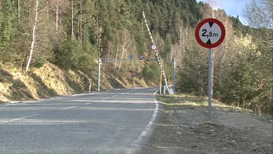 La carretera del coll d'Ordino (CS-340) s'obre al tr&agra