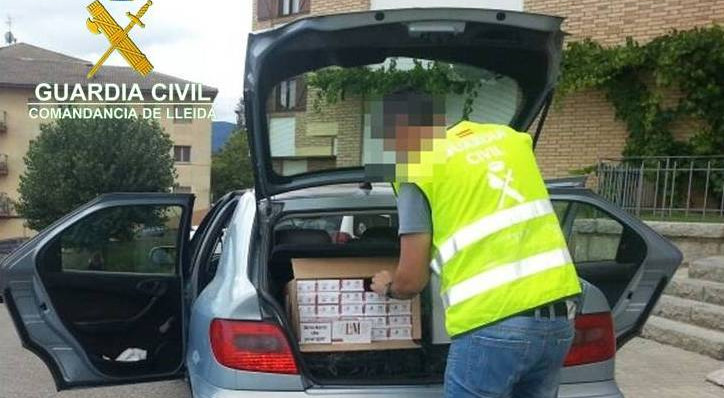 La Guàrdia Civil espanyola ha anunciat un decomís de 2.000 paquet
