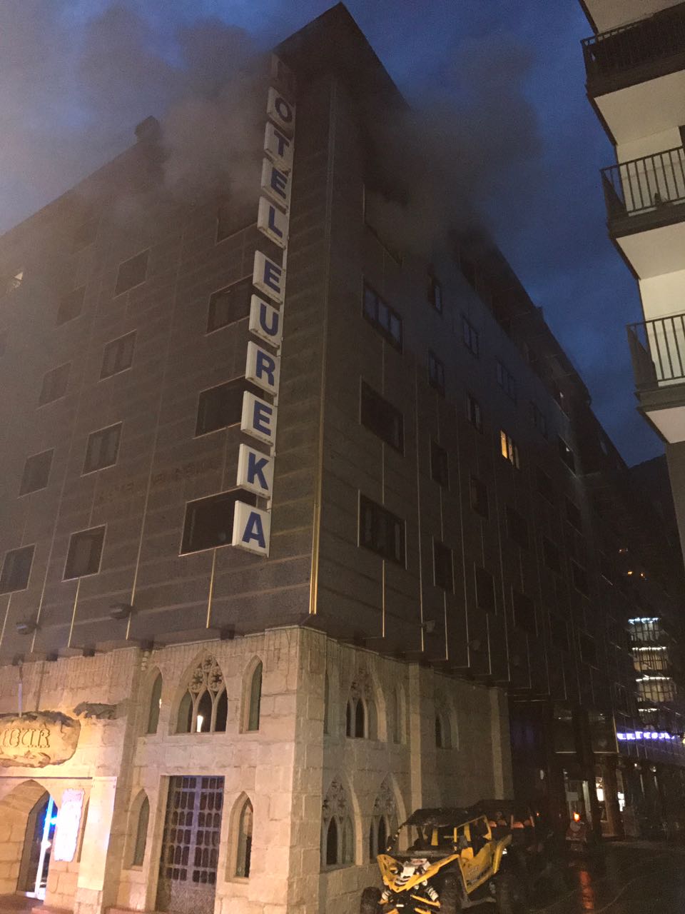 Incendi en un edifici de l'avinguda Carlemany