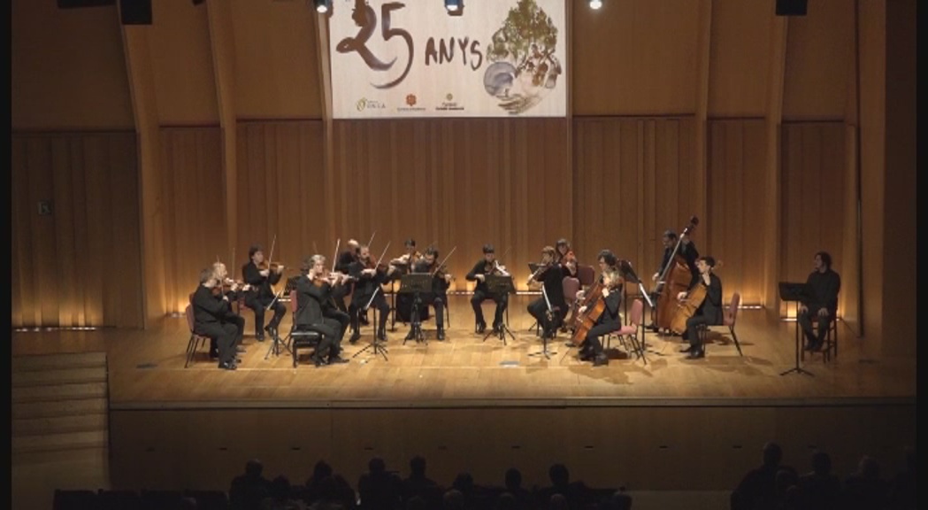 L'ONCA dirigida pel violinista Abel Tomàs del quartet 