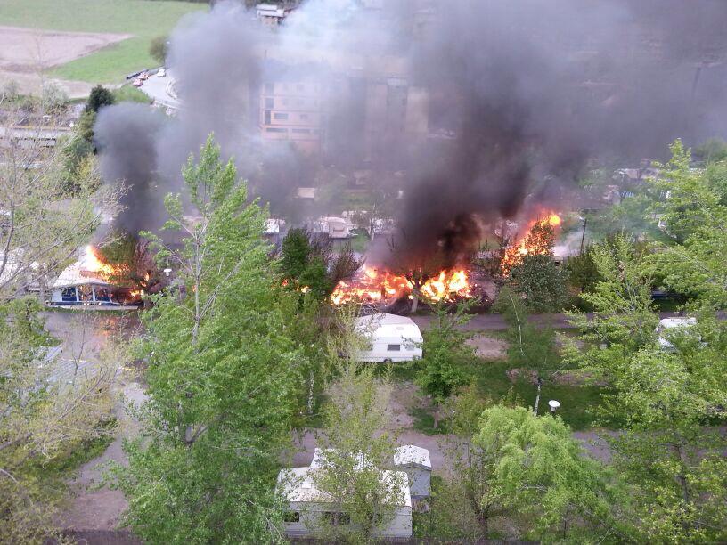 Les imatges de l'incendi d'Encamp que han enviat els ciutadans