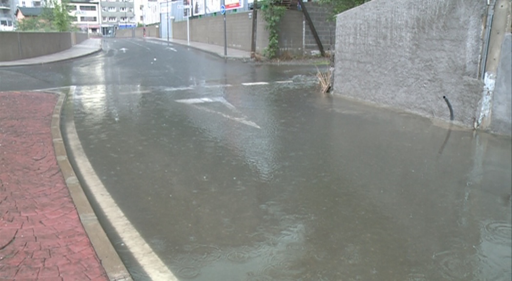 Un cop més, Santa Coloma ha patit inundacions aquest dissabte a l