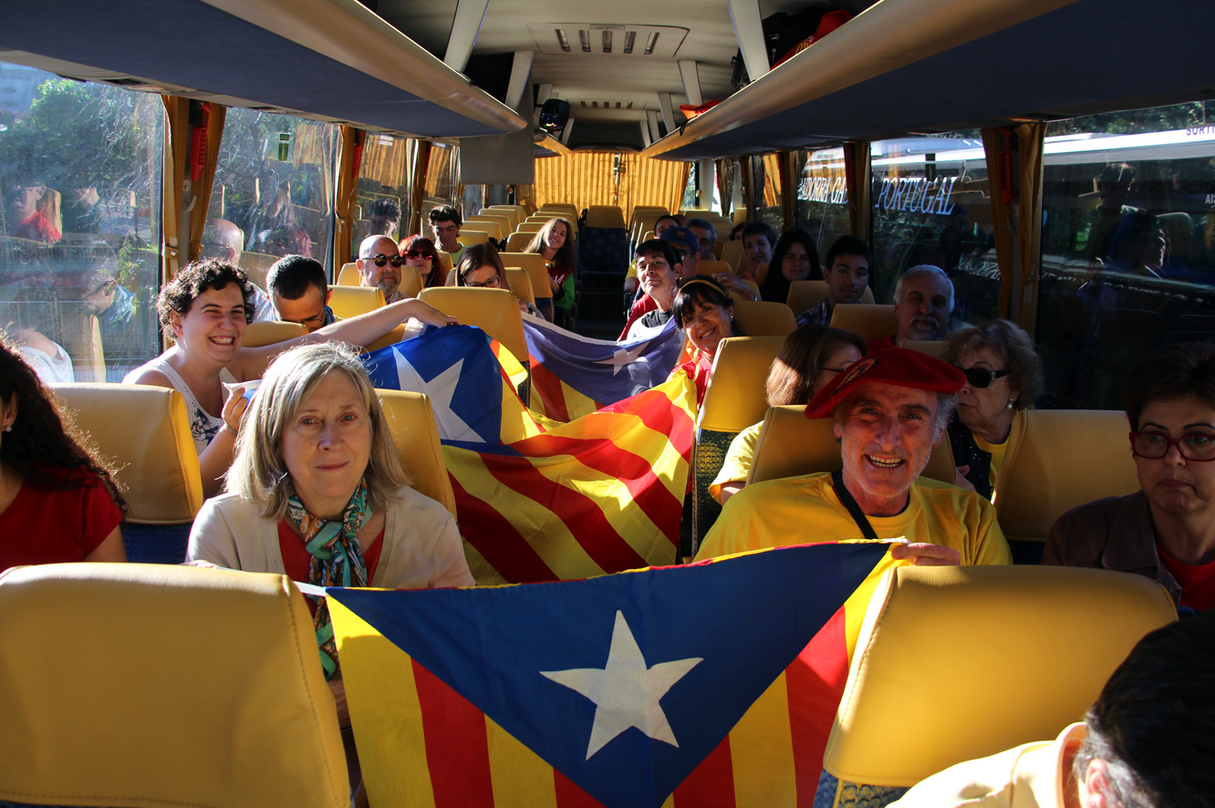 Una trentena de persones es desplacen a Barcelona amb l'ANC per participar a la V