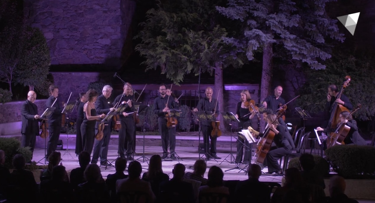 Concert dels Jardins de la Casa de la Vall de l'ONCA 2022: "Les grans passions amoroses d'una nit d'estiu"