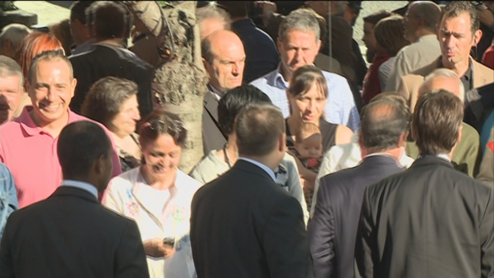 Hollande visita Sant Julià de Lòria