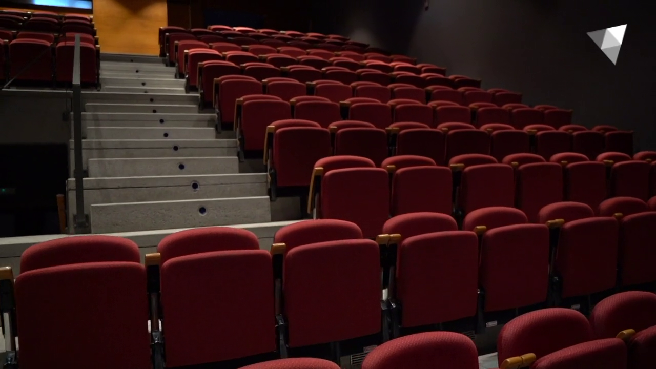 Documental: "A jugar! 30anys de l'Aula de Teatre" 