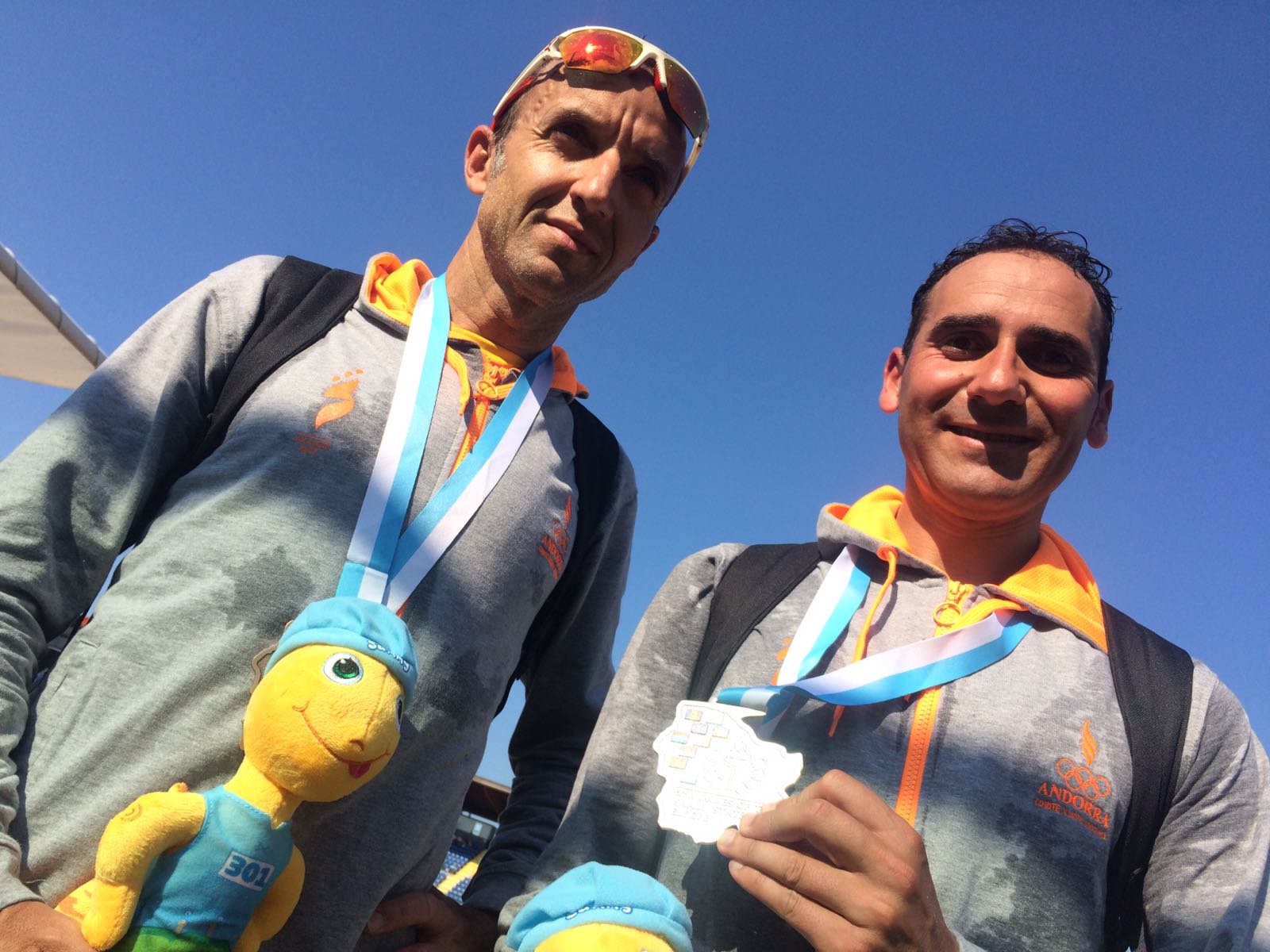 Doble medalla en els 10.000 metres de Sanza i Bernadó per tancar els Jocs