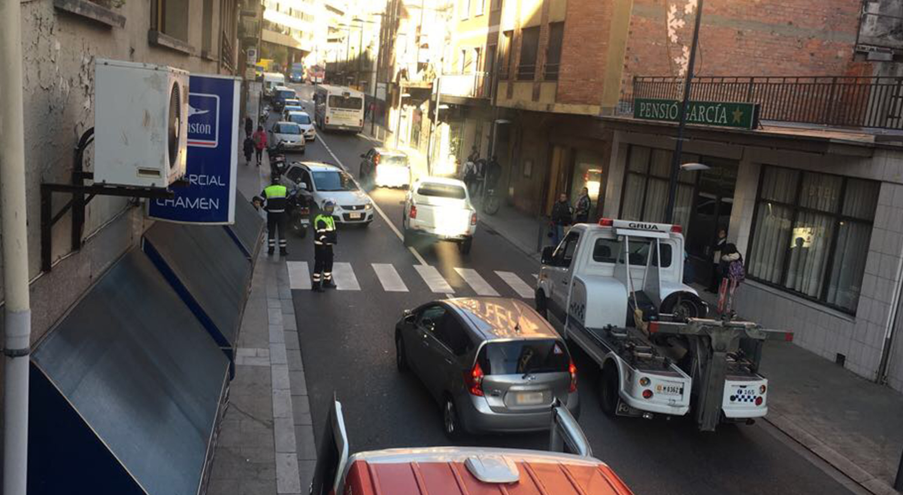 Un motorista ferit lleu en un accident a Andorra la Vella