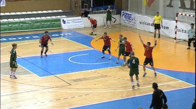 La selecció d'handbol sub-20 debuta amb victòria al torneig IHF