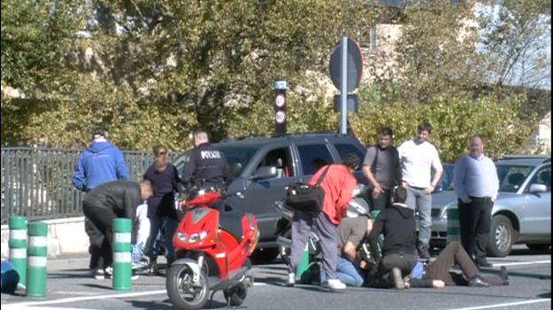 Ferit un home en perdre el control de la moto a l'avinguda Salou