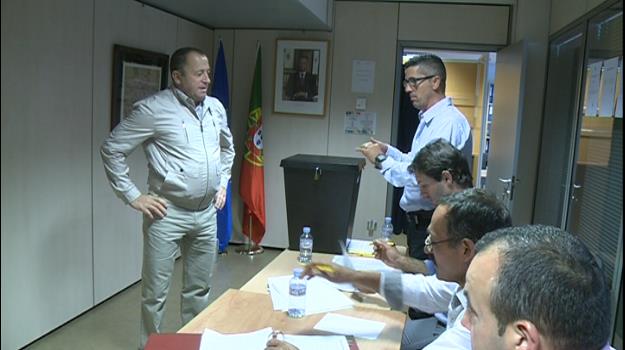 Baixa participació a les eleccions a conseller de la comunitat portuguesa