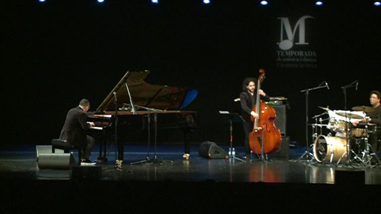 El Trio Rubalcaba triomfa amb la seva proposta a la Temporada de Música i Dansa