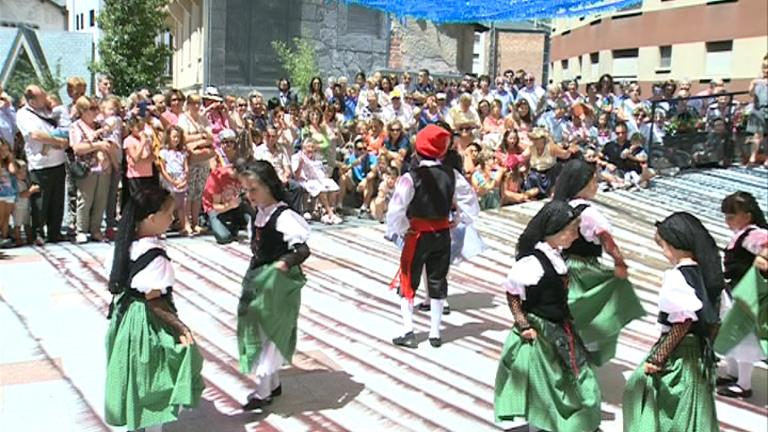 Marín celebra l'afluència a la festa major d'Escaldes, que enguany no ha coincidit amb la de Sant Julià
