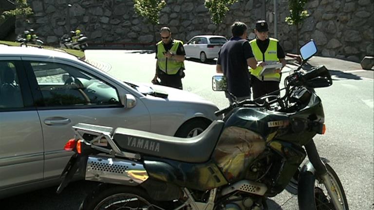 Un francès de 45 anys ferit greu en un accident de moto al Port d'Envalira