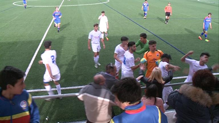 L'FC Andorra aparta un dels jugadors del juvenil pels incidents a la graderia