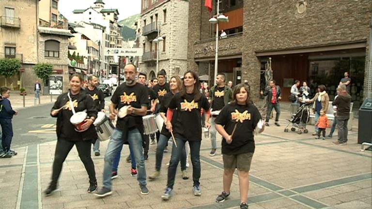 Els carrers d'Andorra la Vella ja sonen a Jambo