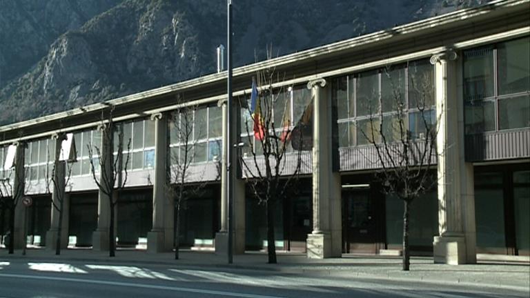 Extraditen a Sèrbia un acusat de tràfic de drogues condemnat a Andorra per robar en una joieria