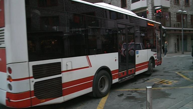 La Hispanoandorrana aposta per mantenir les parades d'autobus a la part alta de Meritxell però reduint-ne la freqüència