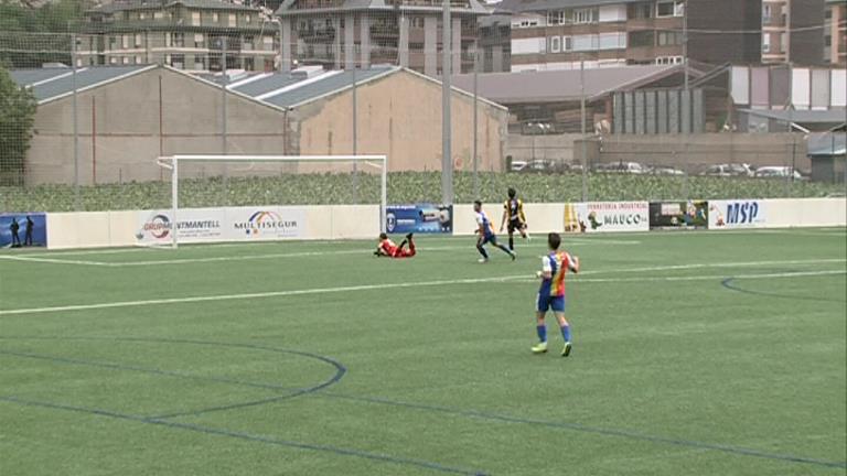 El Futbol Club Andorra empata amb el Mataró a una setmana de debutar a la lliga