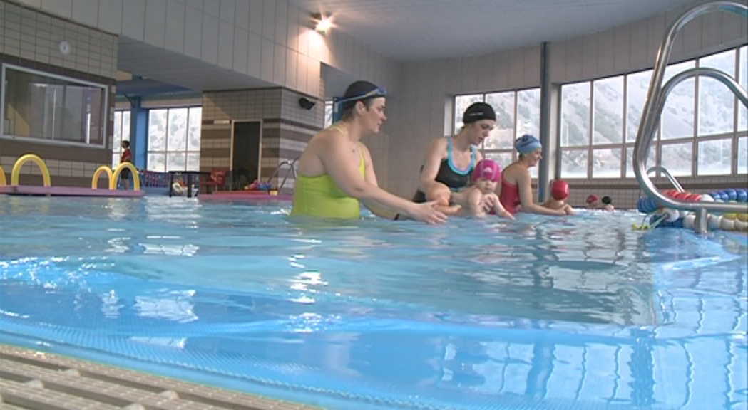 Els Serradells dóna a conèixer l'oferta d'activitats aquàtiques per nadons