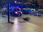 Accident sense ferits entre un cotxe i una moto a Prat de la Creu