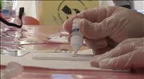 El comitè de bioètica qüestiona que es puguin restringir drets individuals a partir dels tests d'anticossos