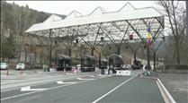 Les companyies de transport redueixen els desplaçaments amb serveis mínims a Barcelona, Lleida i Tolosa