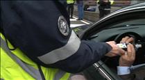 Detingut després d'un accident un home per conduir begut 