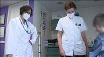 Dues metgesses de l'hospital Nostra Senyora de Meritxell treballen en el grup de trebal de paràlisi cerebral de l'OMS