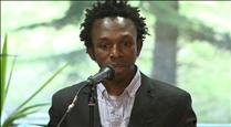 L'escriptor Ousman Umar explica el seu viatge al país dels blancs