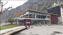 La gent gran es retroba a la casa pairal d'Andorra la Vella vuit mesos després