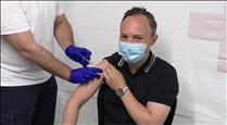 El cap de Govern es vacuna amb AstraZeneca i anima tothom a fer-ho per vèncer la pandèmia