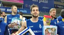 Jugadors i cos tècnic del MoraBanc Andorra se sumen a la recollida de joguines