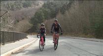 Marta Ballús i Magali Salomon, dues ciclistes pioneres que obren camí en la competició