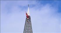 El Pare Noel s'enfila per les teulades d'Escaldes-Engordany
