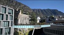 La passarel·la entre el carrer de la Vall d'Andorra i la plaça del Poble estarà acabada a l'estiu