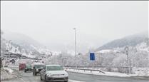 Protecció Civil i Mobilitat recomanen limitar els desplaçaments interns per la previsió de nevades generalitzades