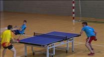 Una quarantena de jugadors prenen part del Campionat d'Andorra de tennis taula