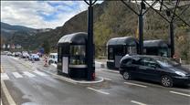 Set quilòmetres de cua per entrar a Andorra en el primer dia de la Puríssima