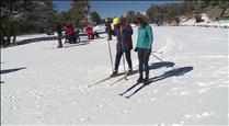 Reportatge: esquí de fons i raquetes per promoure l'esport a l'exterior entre els usuaris de la Fundació Nostra Senyora de Meritxell