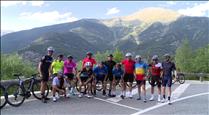 Sarabia reuneix una quinzena de valents per celebrar l'ascens amb bicicleta