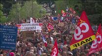 Seguiment massiu a les manifestacions per l'1 de maig a Espanya i França