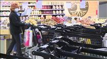 Els supermercats adapten els horaris d'obertura