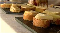 La tradicional cita formatgera de la Seu d'Urgell s'ha tornat a celebrar amb plena normalitat