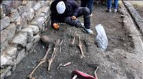 Troben restes humanes entre el segle X i XIV a l'església de Sant Joan de Caselles 