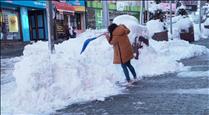Els veïns del Pas de la Casa es queixen de les grans acumulacions de neu als carrers