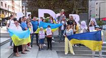 Una vintena d'ucraïnesos es concentren per demanar que la Unió Europea deixi de comprar combustible rus