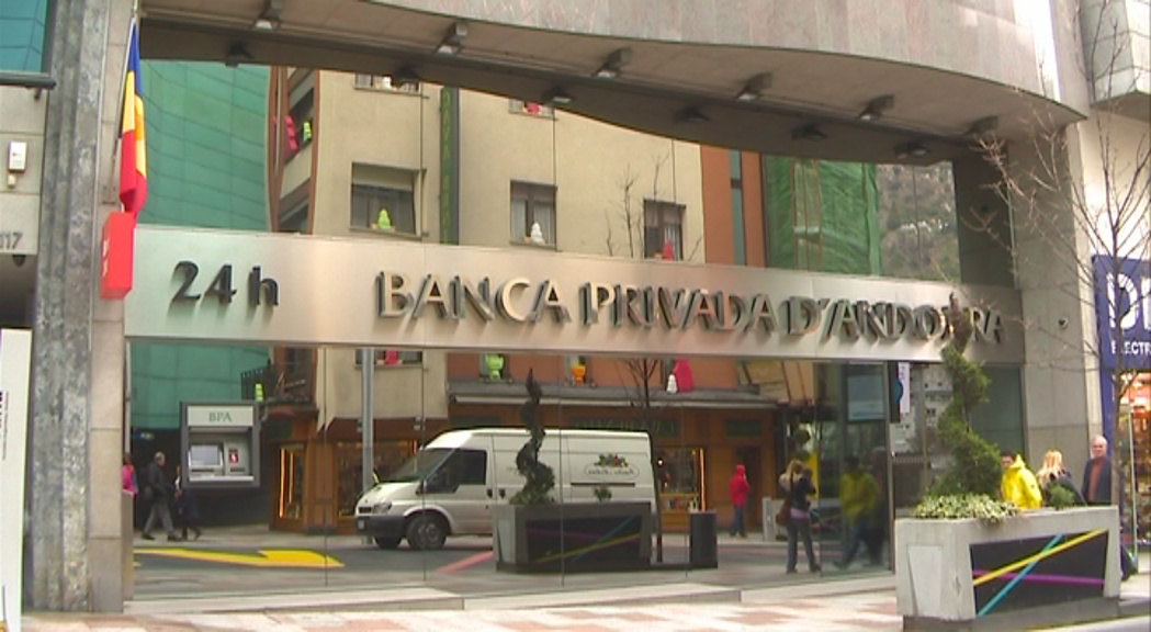La batlle que investiga el 'cas BPA' cita gestors bancaris de diverses entitats